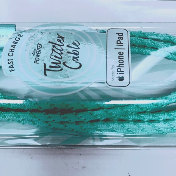 Fast Charge iPhone/iPad Bundle - Picture 6 of 7